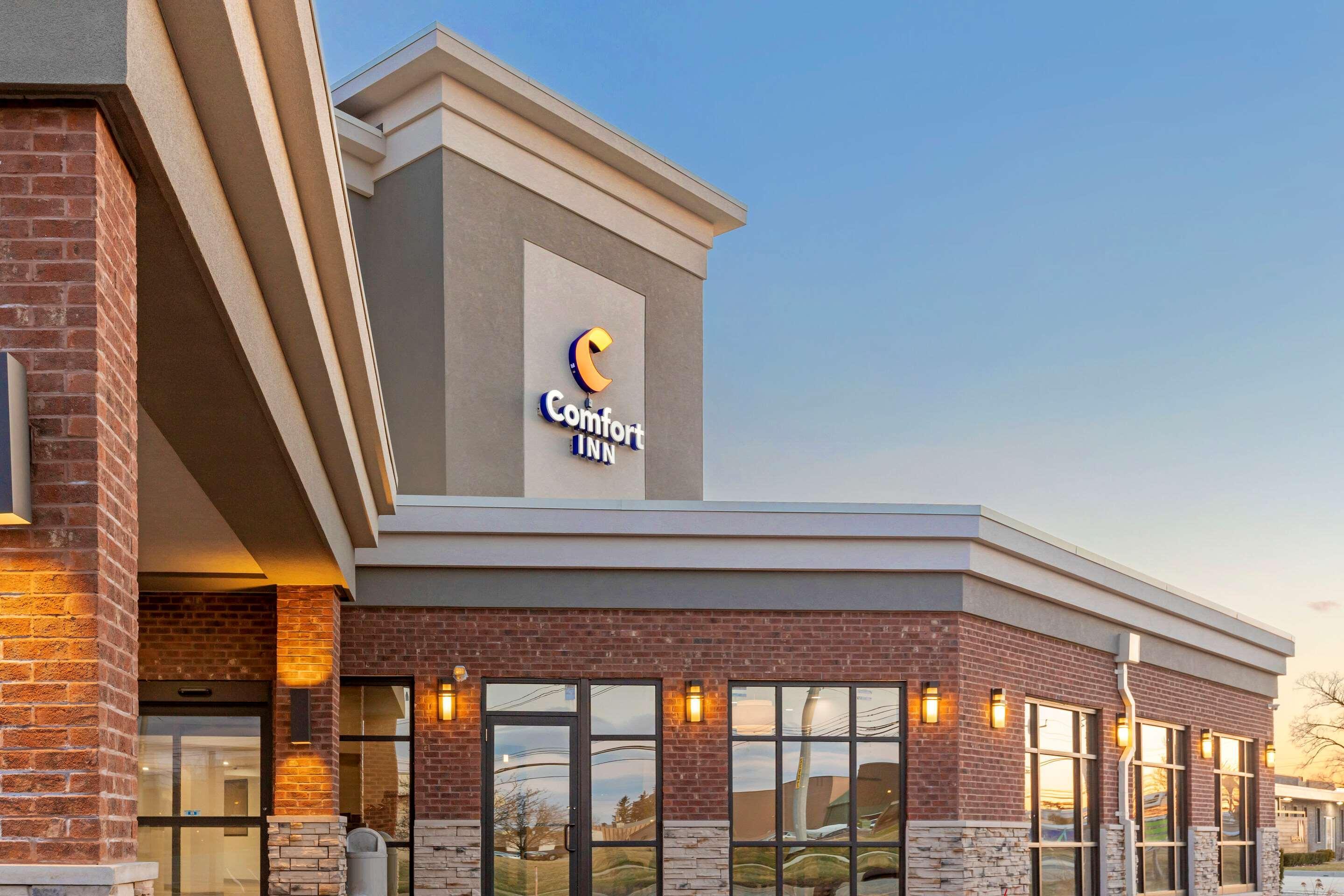 ซูเปอร์ 8 บาย วินด์แฮม คลอว์สัน/ทรอย/ดีทรอยต์ แอเรีย Hotel Clawson ภายนอก รูปภาพ